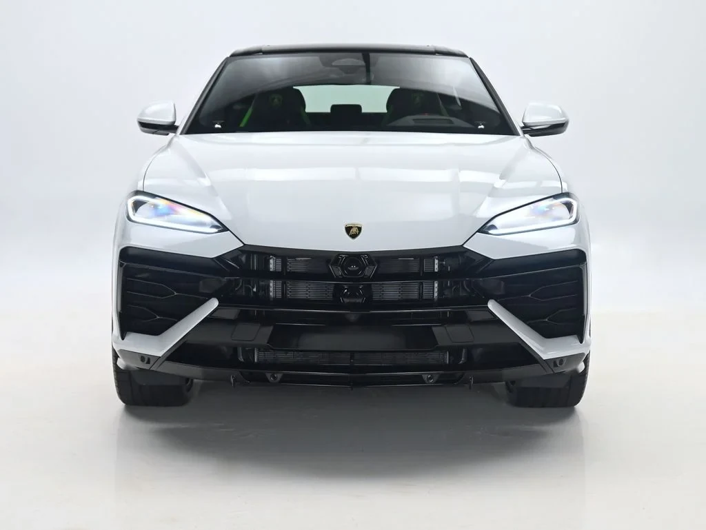 2026 Lamborghini Urus SE for sale, exterior, Bianco Icarus Metallic