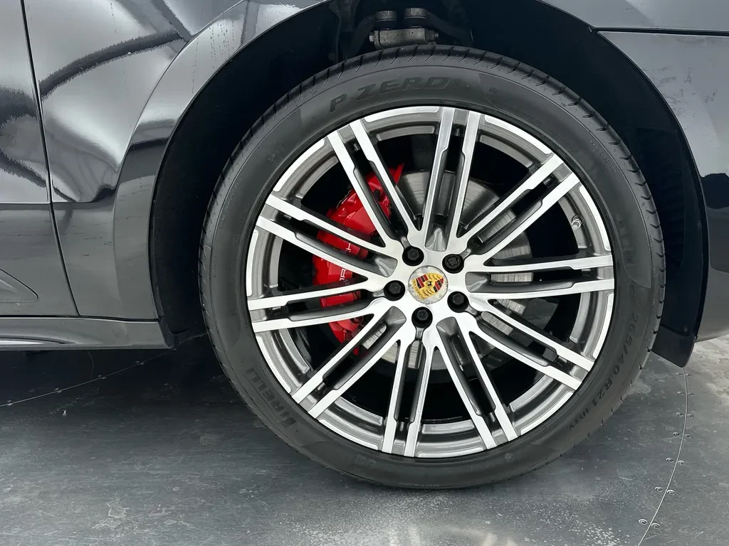 Porsche Macan, 9/10