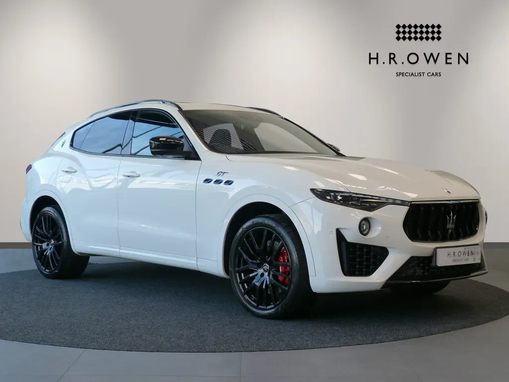Maserati Levante, full-car front three-quarter view.