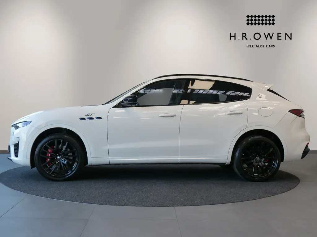 Maserati Levante, 2/10