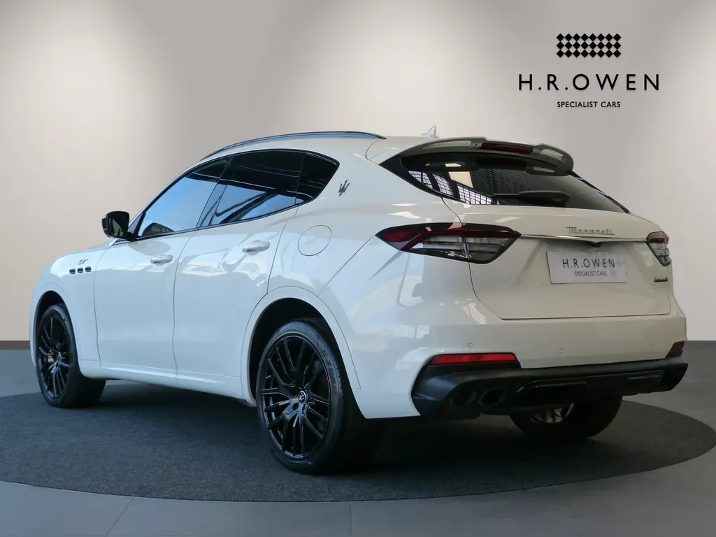 Maserati Levante, 5/10