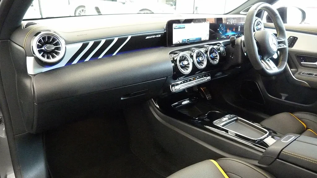 Mercedes-Benz A-Class, 3/10