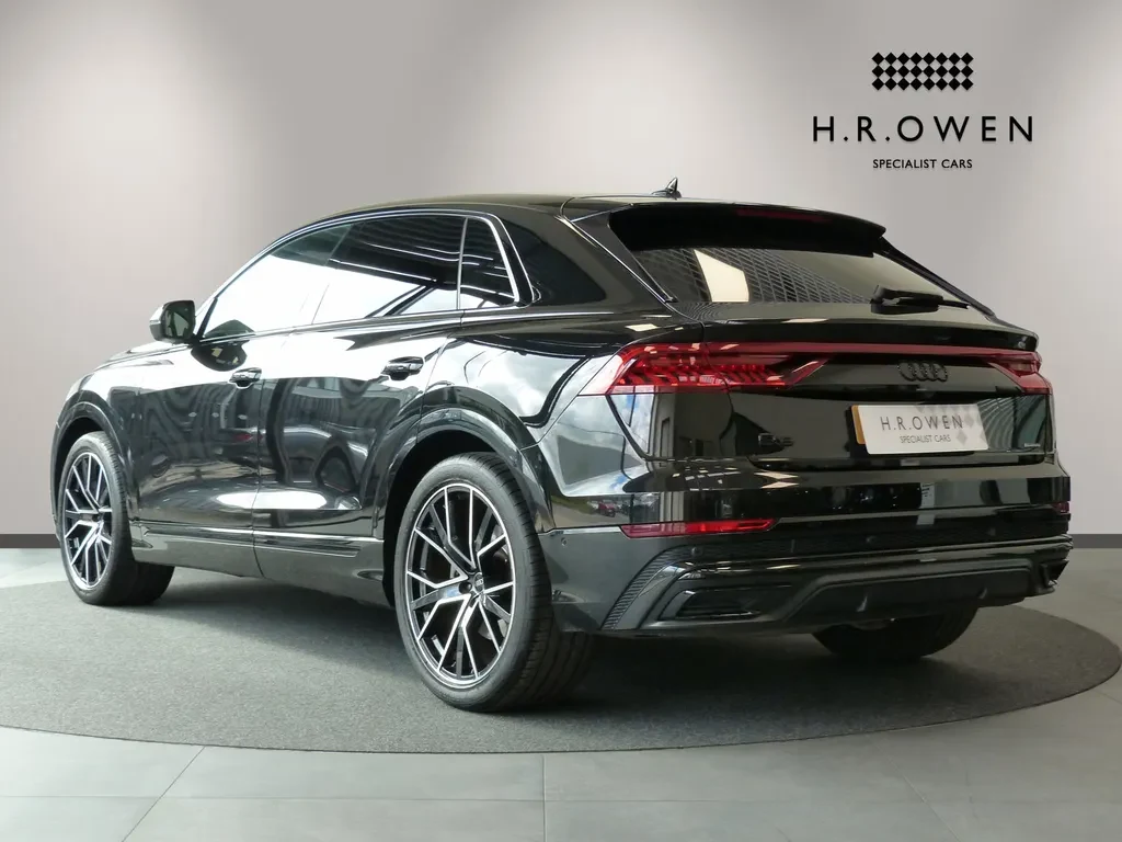 Audi Q8, 2/10