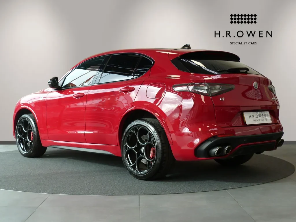 Alfa Romeo Stelvio, 2/10