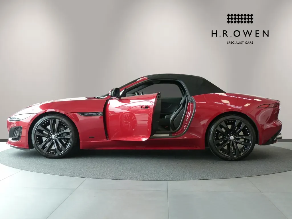 Jaguar F-TYPE, 7/10