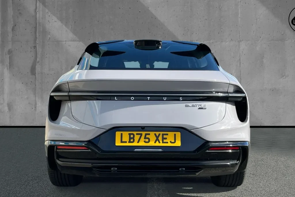Lotus Eletre, 9/10