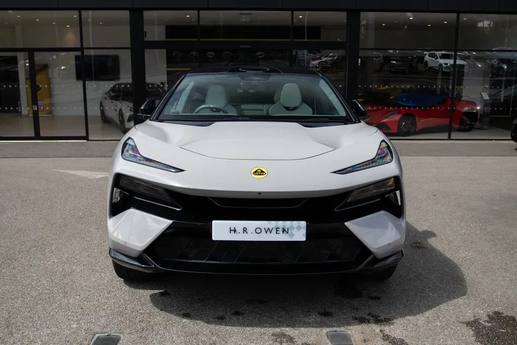 Lotus Eletre, 2/10
