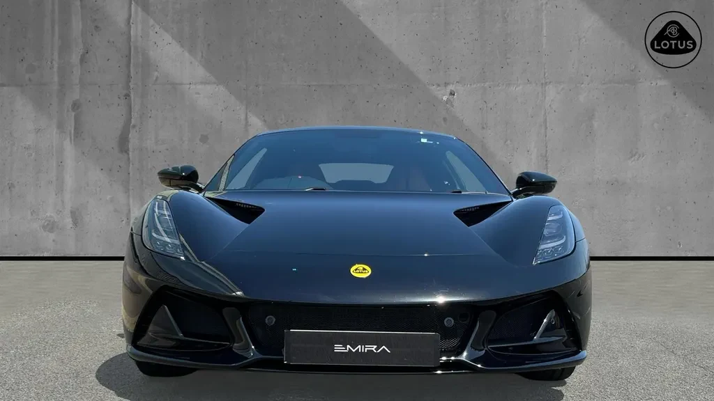 Lotus Emira, 7/10