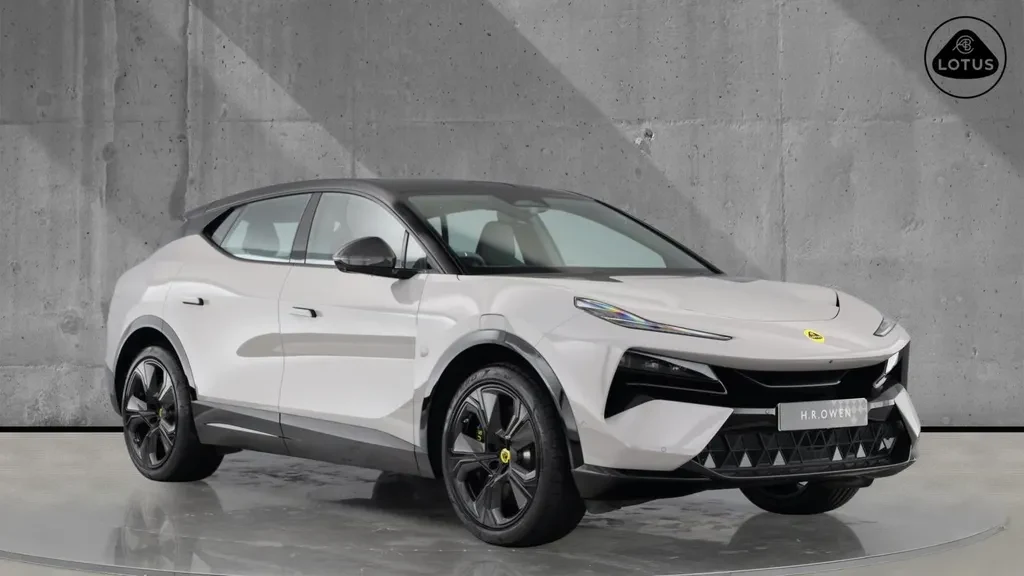 Lotus Eletre, full-car front three-quarter view.