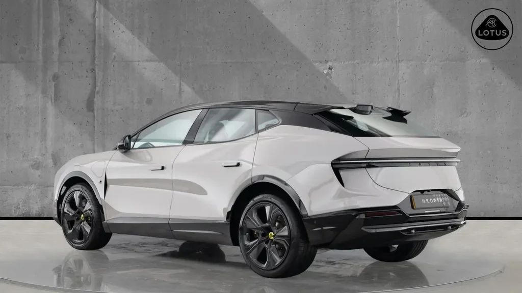 Lotus Eletre, 2/10
