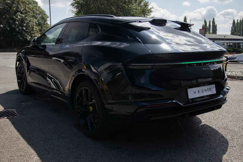 Lotus Eletre, 8/10