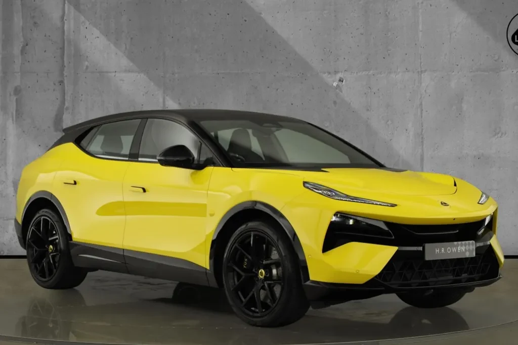 Lotus Eletre, full-car front three-quarter view.