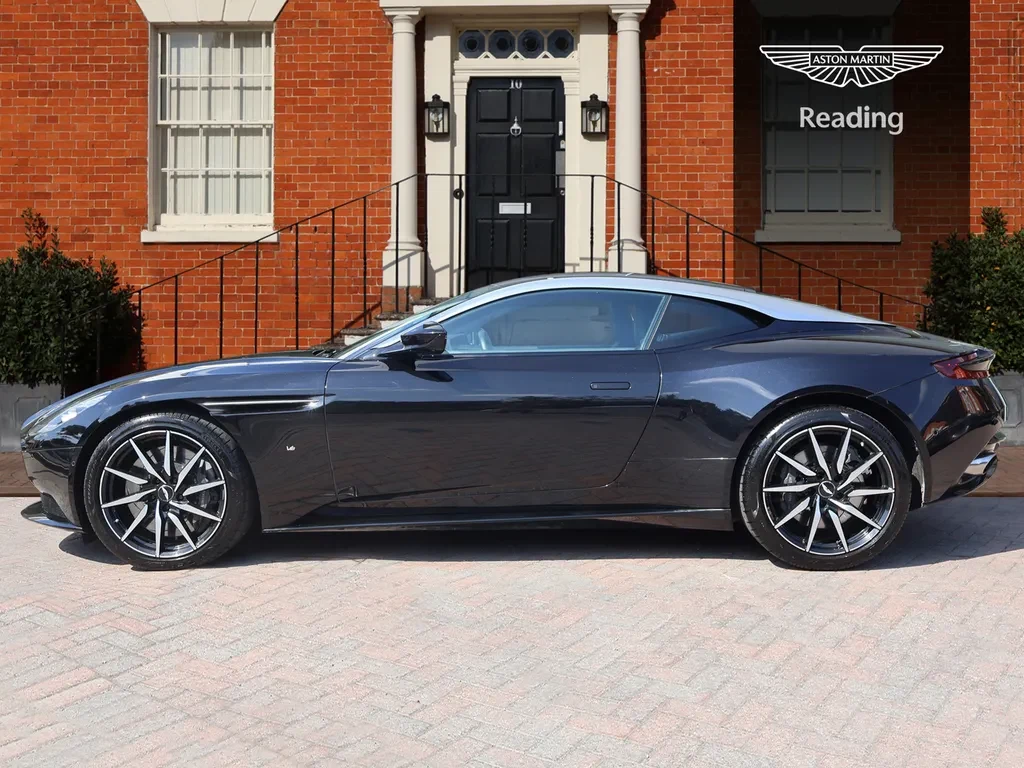 Aston Martin DB11, 7/10