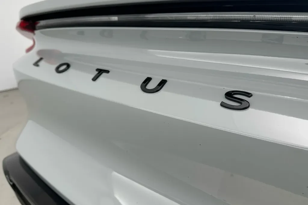 Lotus Emira, 10/10