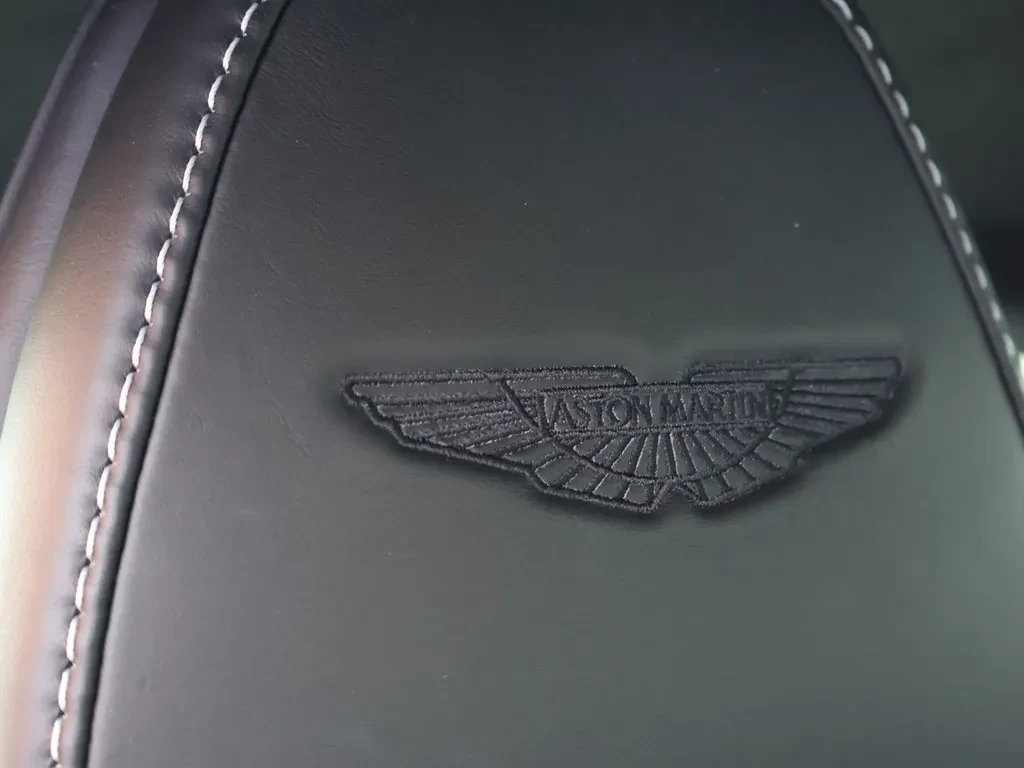 Aston Martin DB11, 5/10