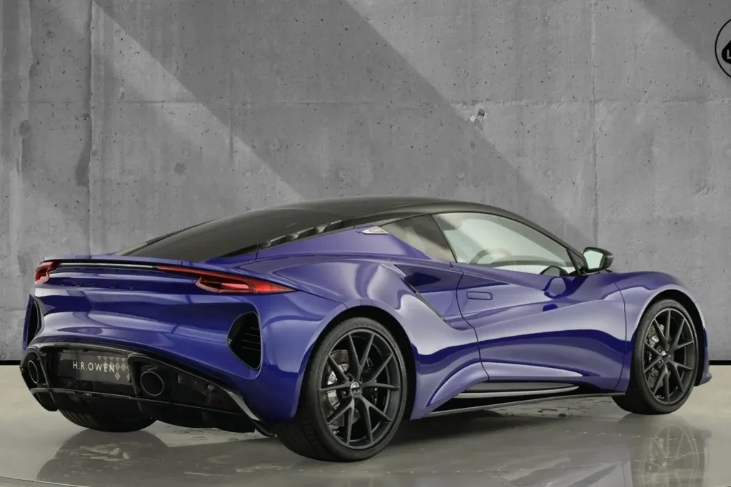 Lotus Emira, 7/10