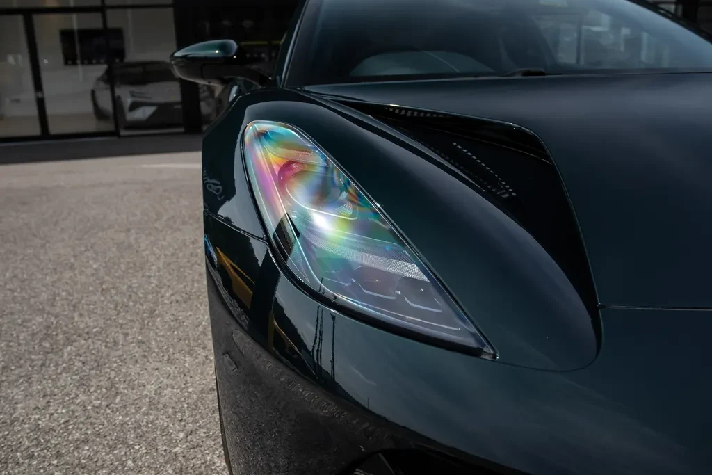 Lotus Emira, 8/10