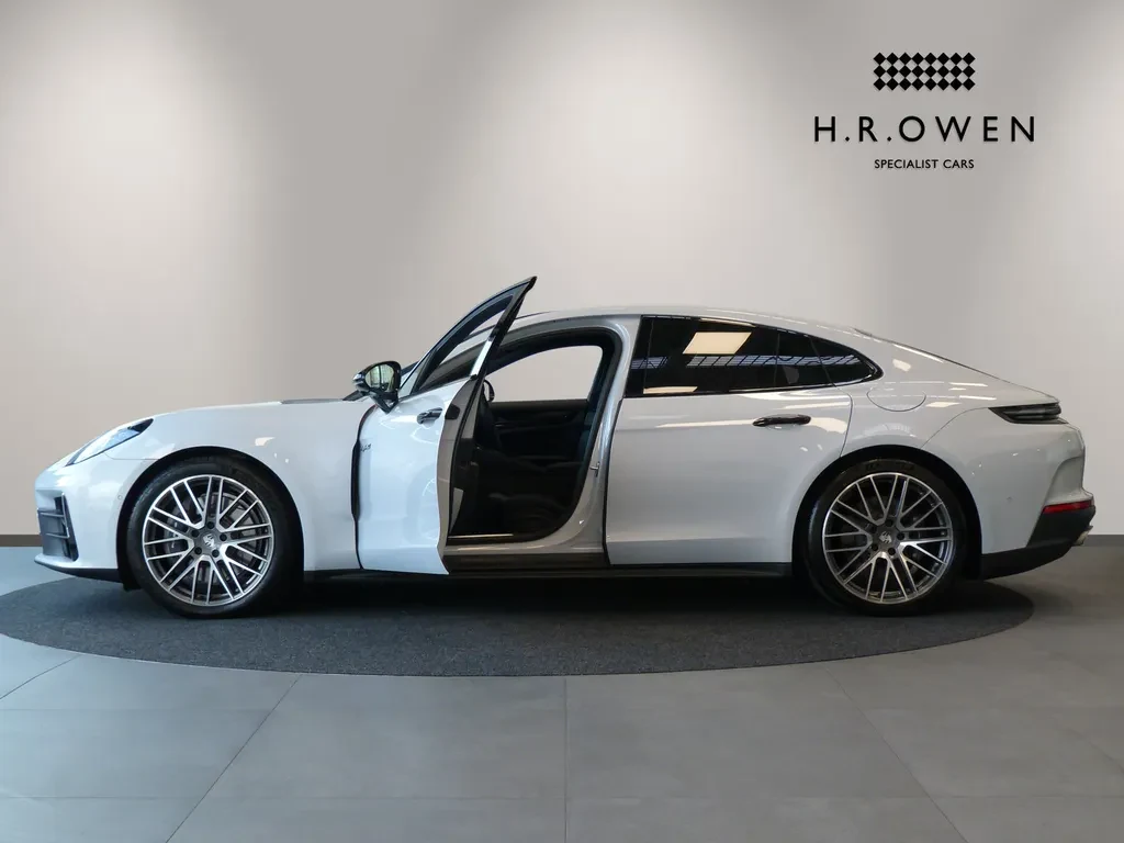Porsche Panamera, 6/10