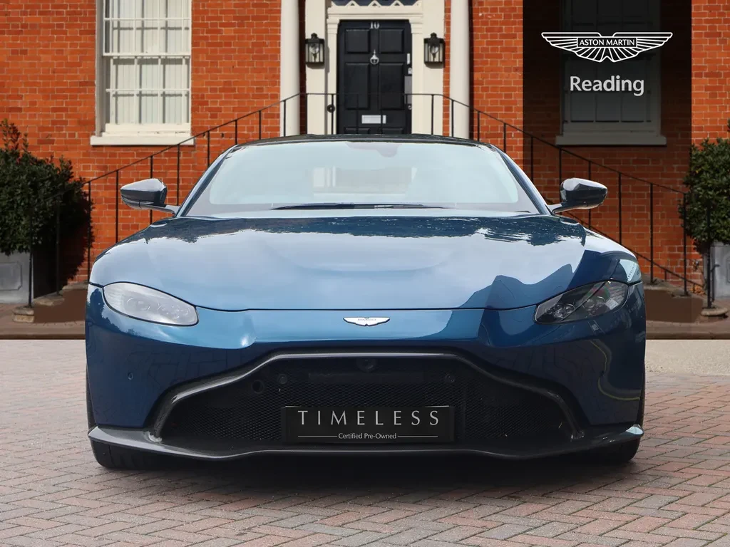 Aston Martin Vantage, 8/10