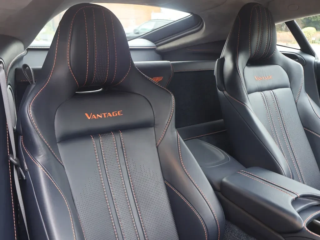 Aston Martin Vantage, 10/10