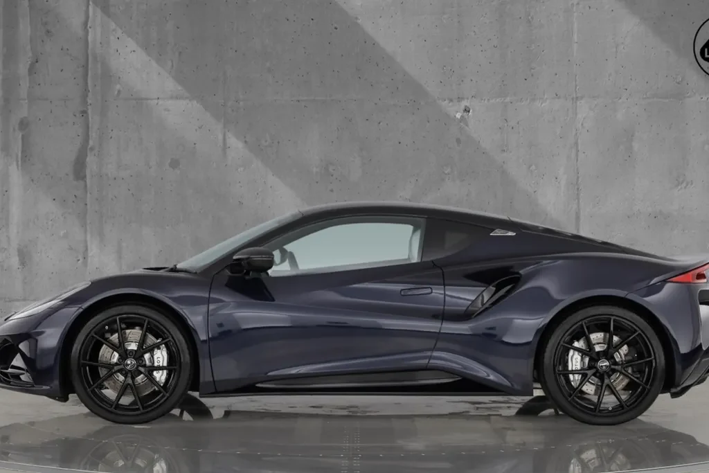 Lotus Emira, 6/10