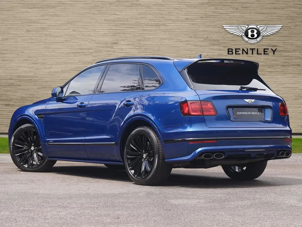 Bentley Bentayga, 3/10