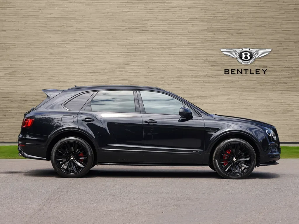 Bentley Bentayga, 7/10