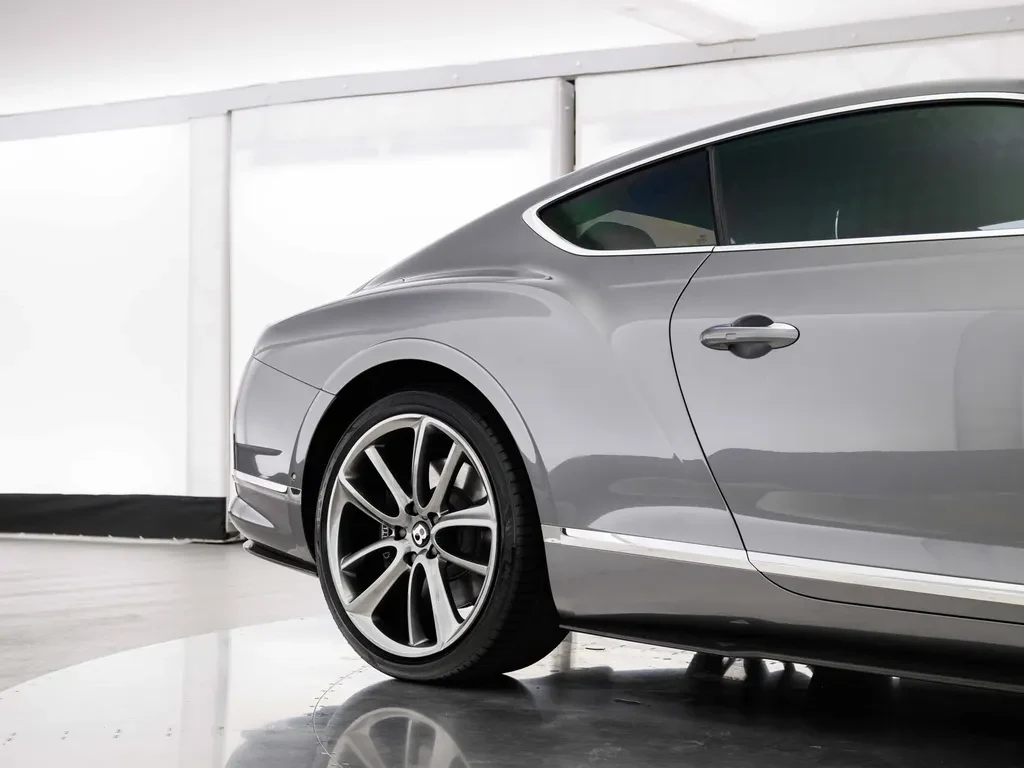 Bentley Continental GT, 6/10