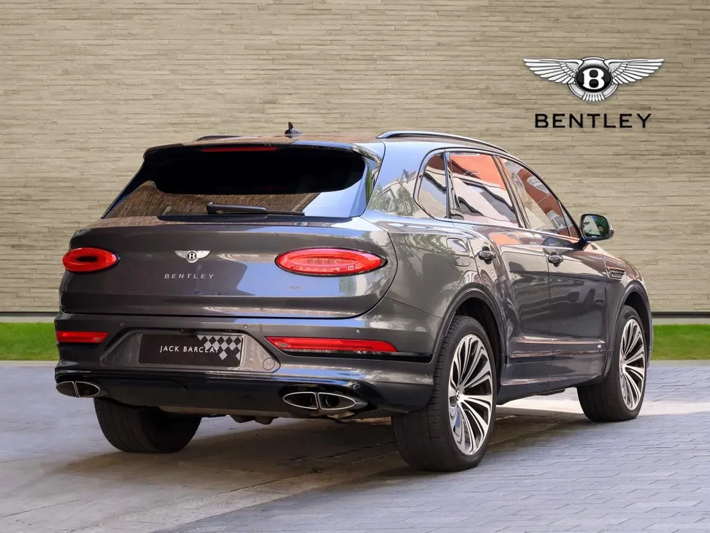 Bentley Bentayga, 3/10