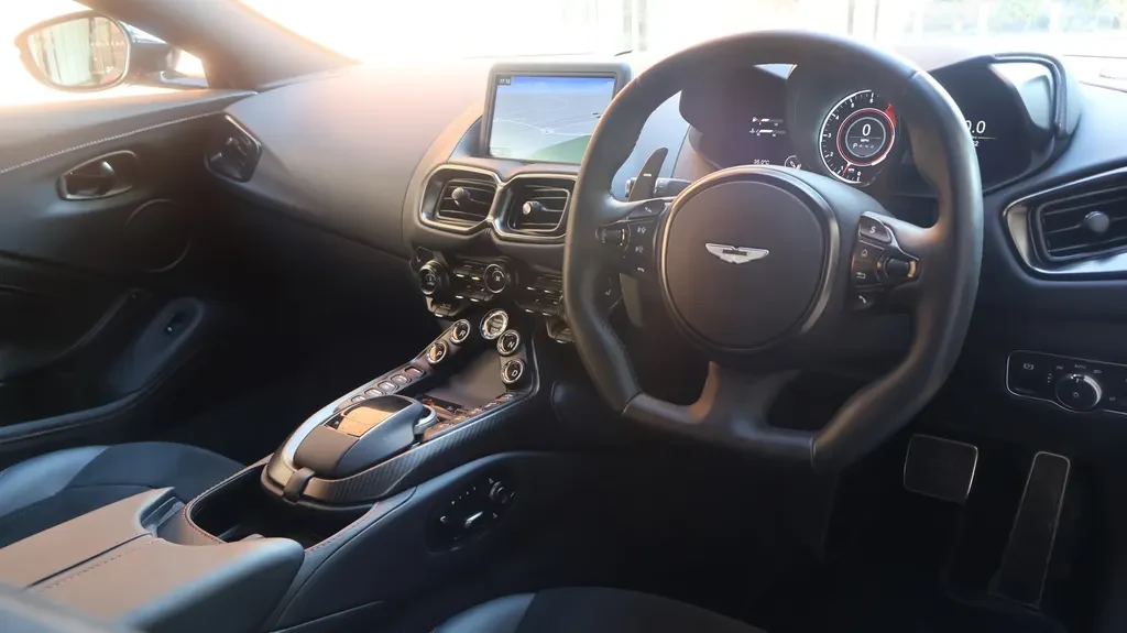 Aston Martin Vantage, 7/10