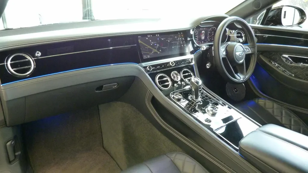 Bentley Continental GTC, 3/10