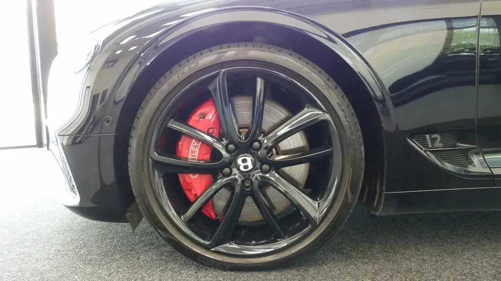 Bentley Continental GTC, 4/10