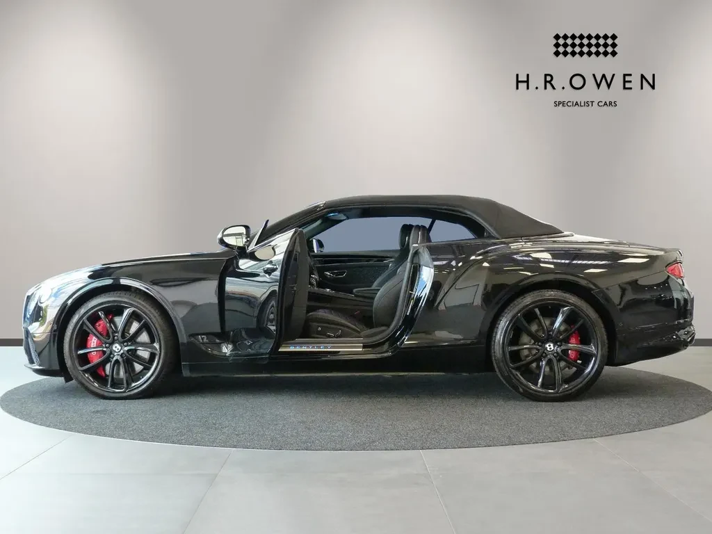 Bentley Continental GTC, 8/10