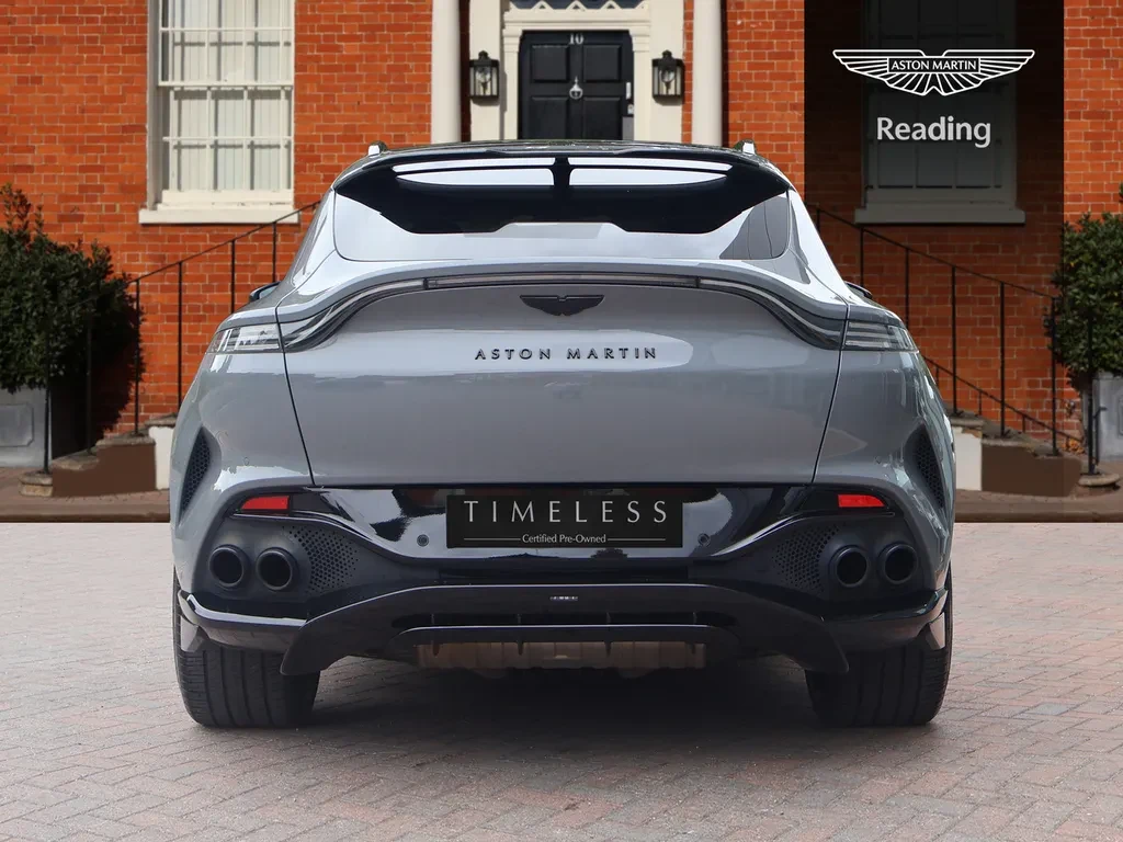 Aston Martin DBX, 10/10