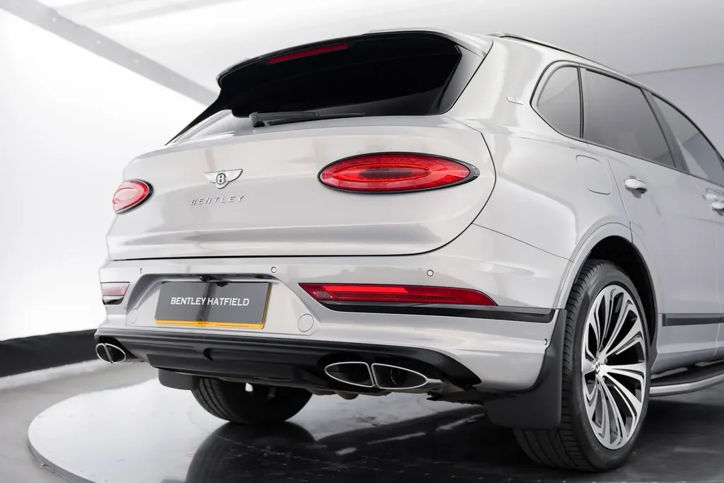 Bentley Bentayga, 9/10