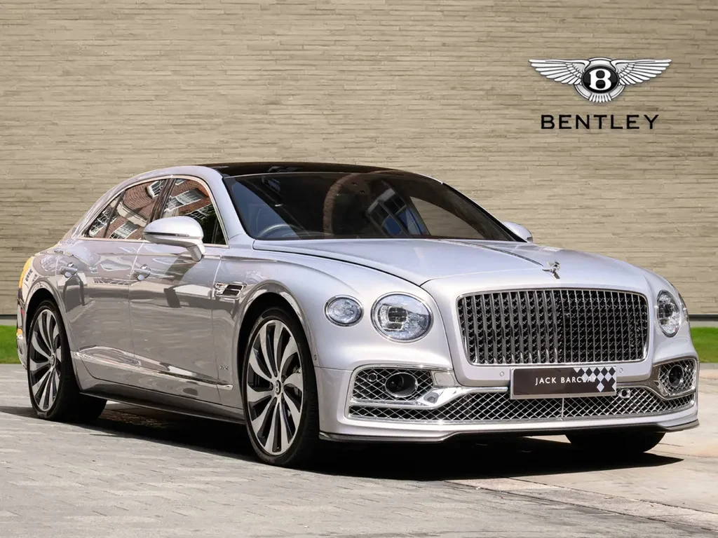 Bentley Flying Spur, full-car front three-quarter view.