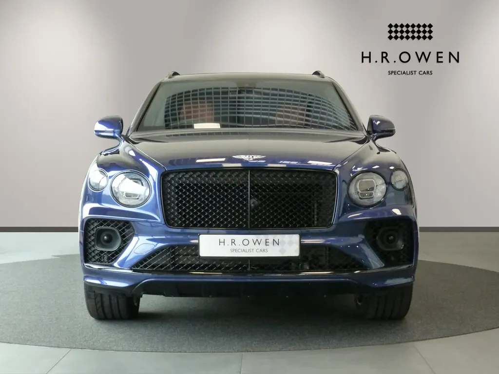 Bentley Bentayga, 8/10