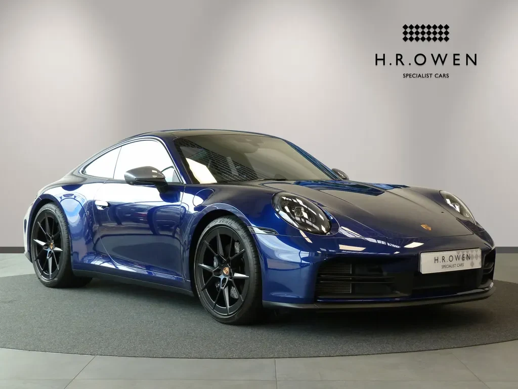 Porsche 911 Carrera T, full-car front three-quarter view.