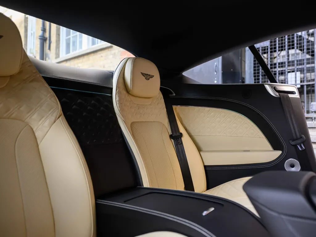 Bentley Continental GT, 9/10