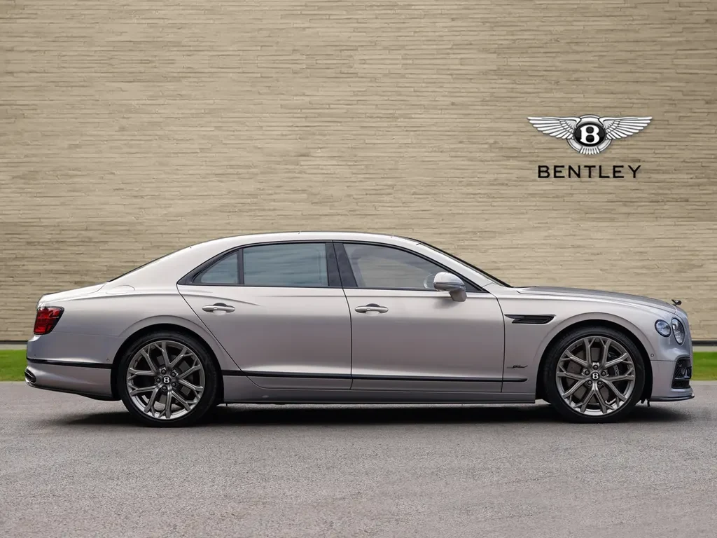 Bentley Flying Spur, 7/10
