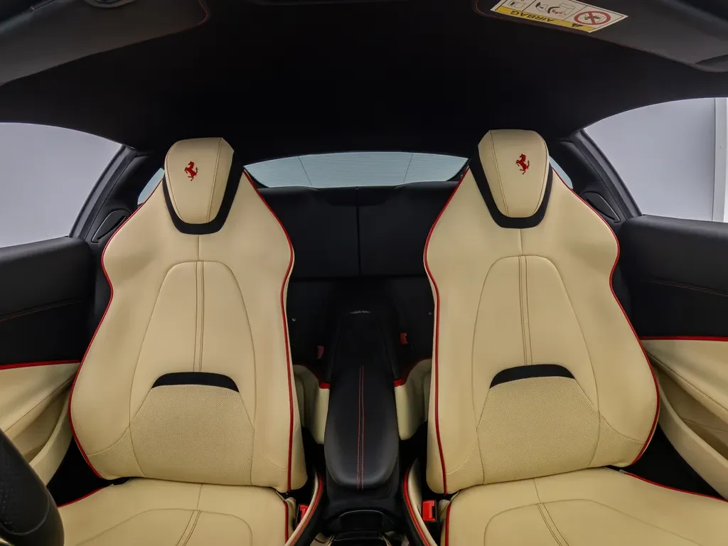 Ferrari Roma, 10/10