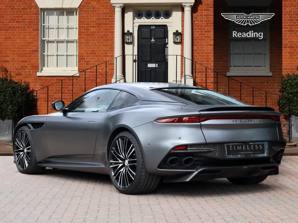 Aston Martin DBS, 2/10