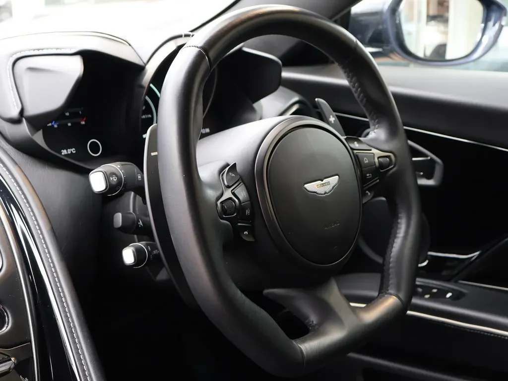 Aston Martin DBS, 10/10