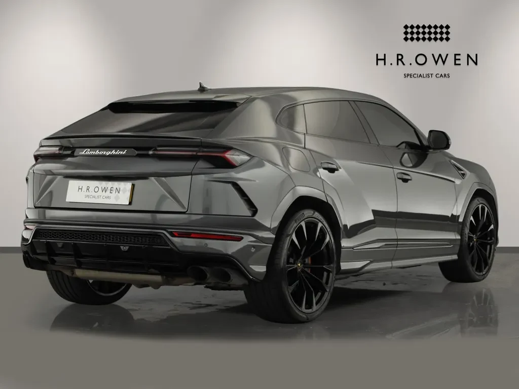 Lamborghini Urus, 4/10
