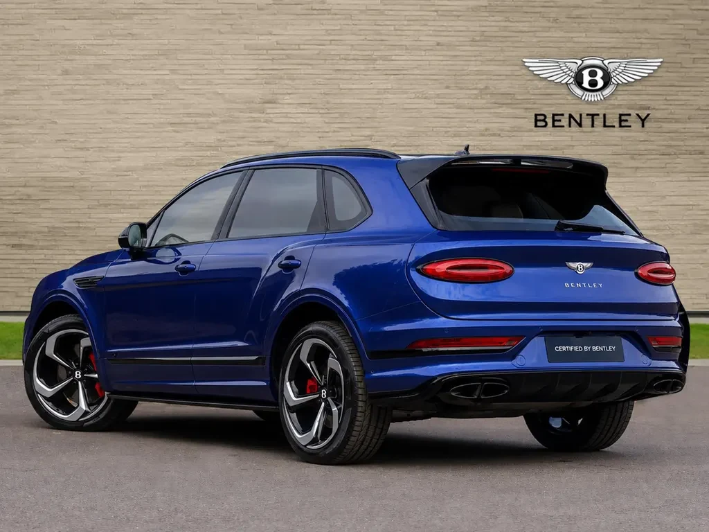 Bentley Bentayga, 3/10