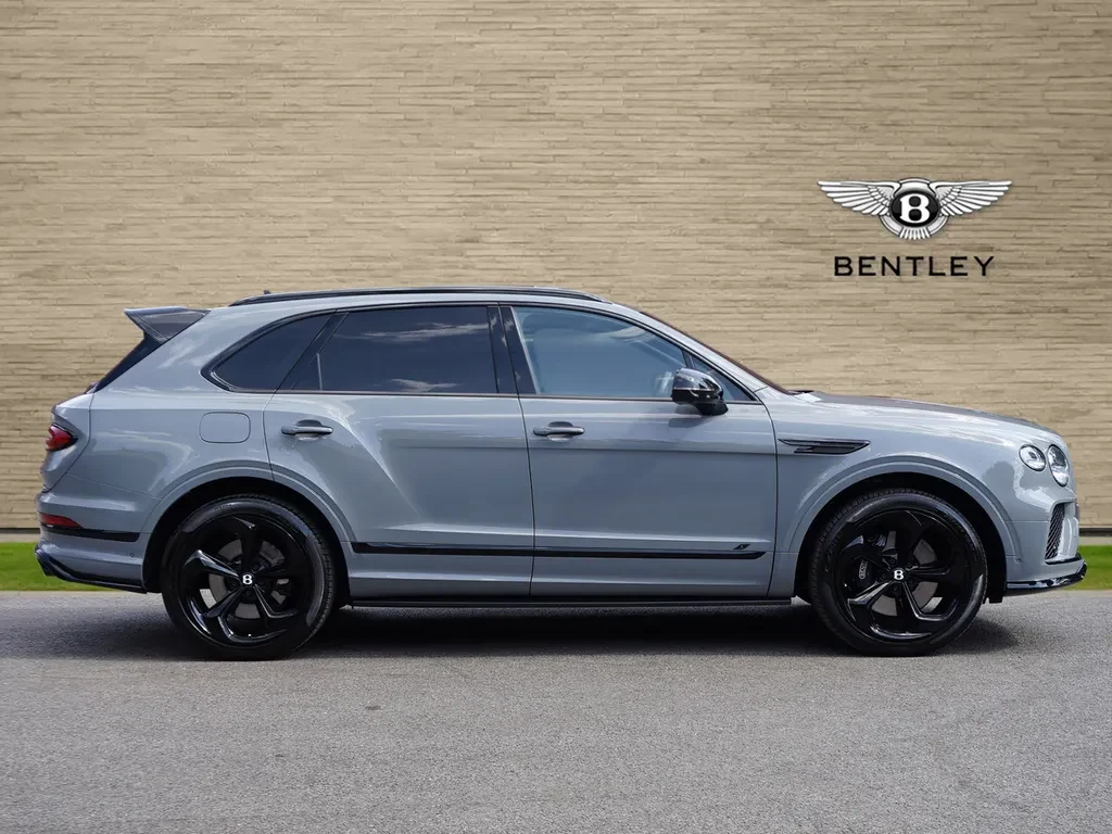 Bentley Bentayga, 5/10