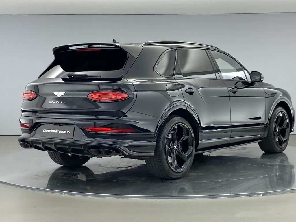 Bentley Bentayga, 5/10