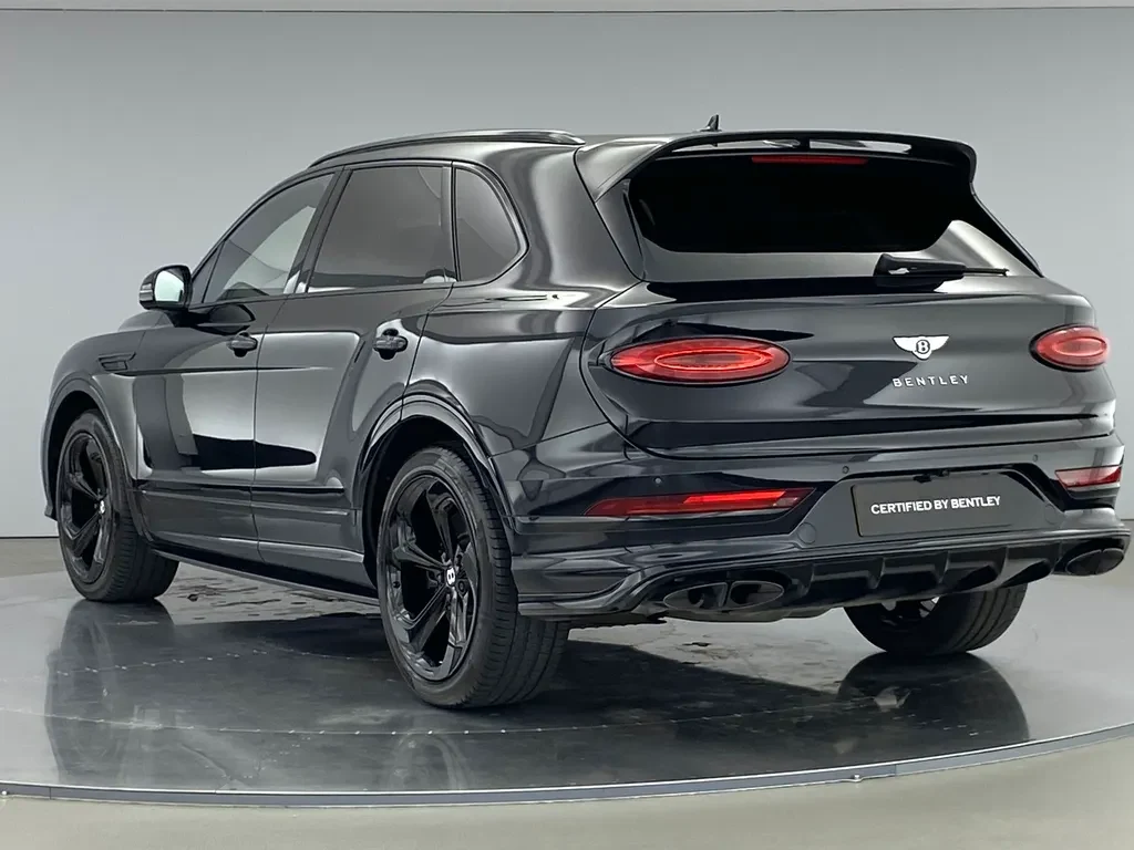 Bentley Bentayga, 8/10
