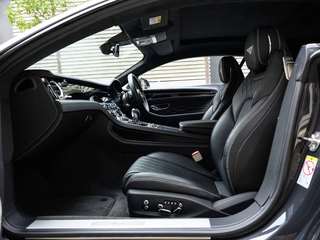 Bentley Continental GT, 2/10