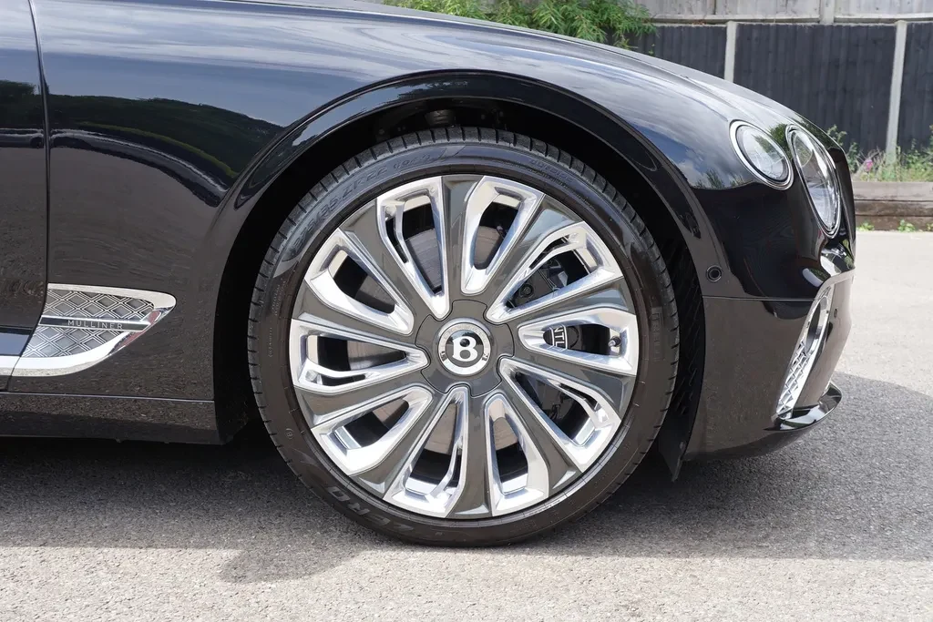 Bentley Continental GTC, 6/10